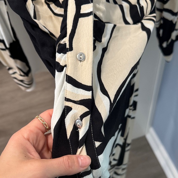 Zara Black and Cream Floral Button-Front Maxi Dress - Picture 10 of 11